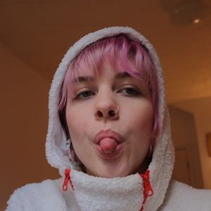 Meet your Posher, Meredith